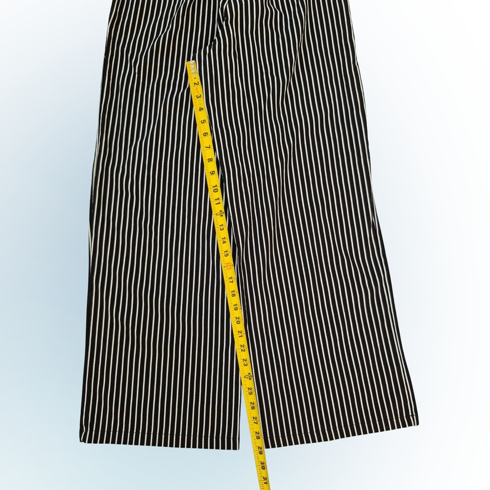No Boundaries Black and White Pinstripe Wide-Leg Pants - Picture 8 of 12